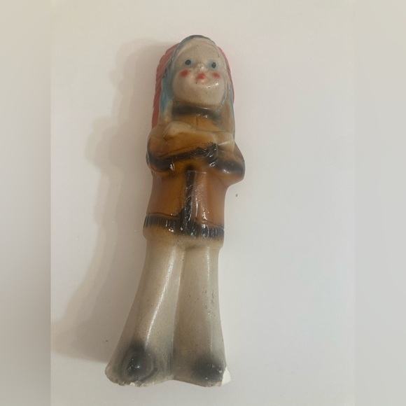 Vintage chalkware Native American boy - Picture 4 of 4
